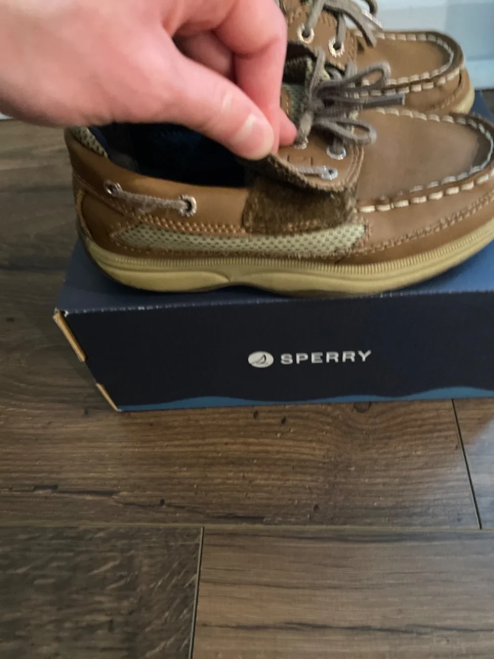 Sperry lanyard boat shoe size 10